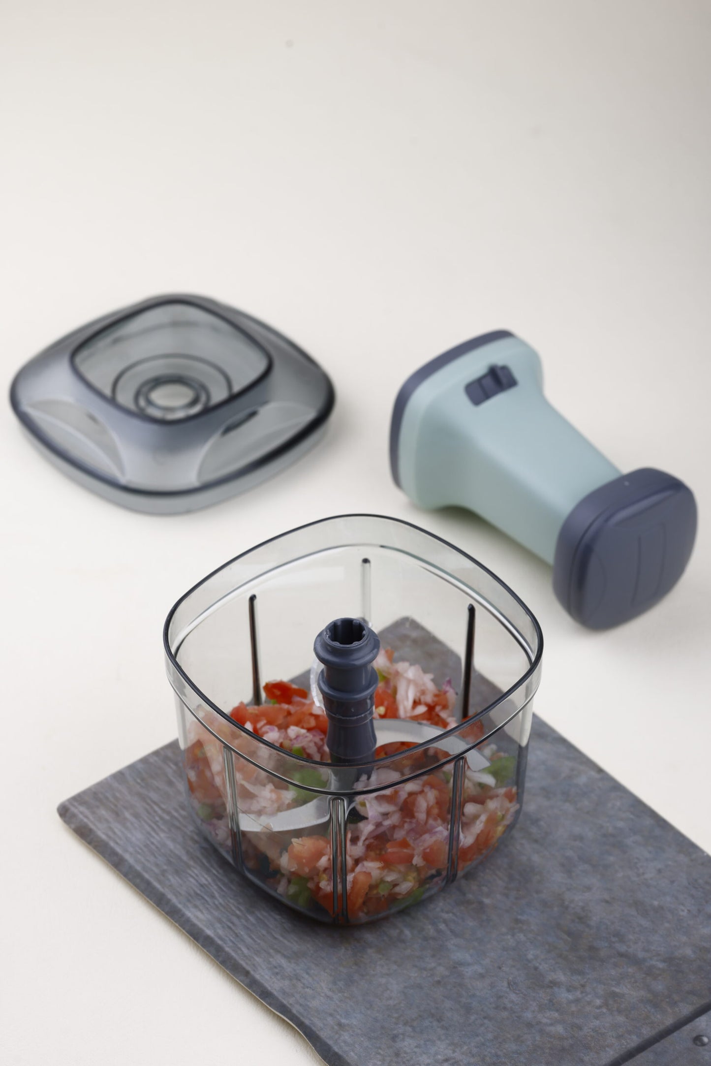 EffortlessSlice 900ml Push Chopper: Dual-Blade Vegetable & Fruit Chopper  (1 chopping blade, extra 1 blade for push blender)